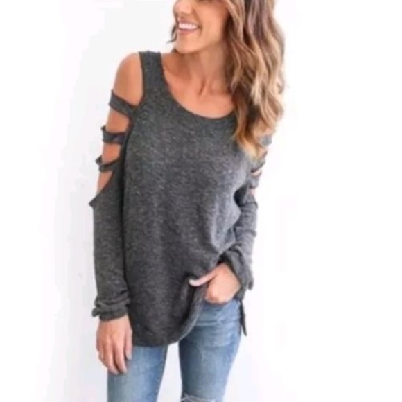 Tops - leo rossi cut shoulder grey top M